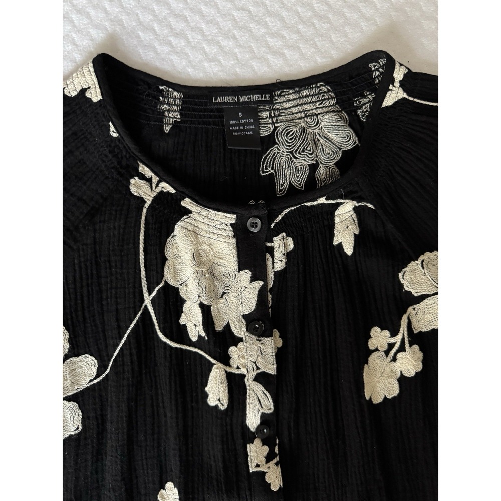LAUREN MICHELLE Women's S Cotton Floral Embroidered Blouse Black Beige - Picture 2 of 8
